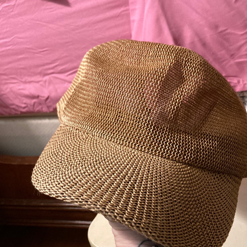 Wyeth hat NWT